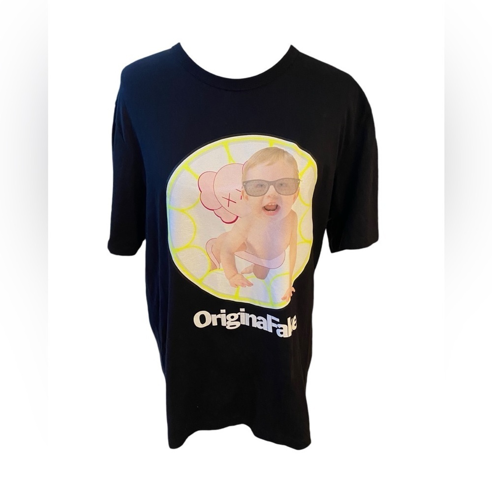 KAWS Original Fake Baby & Bendy Graphic Black Tee Shirt Streetwear Size 4/US L
